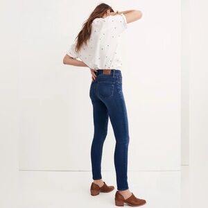 Madewell Roadtripper Jeans Orson Blue Skinny Lightweight Soft Women 28
